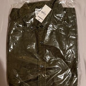 Express Slim Fit Casual Button Down Shirt. Size Small